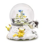 Wooloo Winter Fun Pokémon Holiday & Home Snow Globe - Image 4